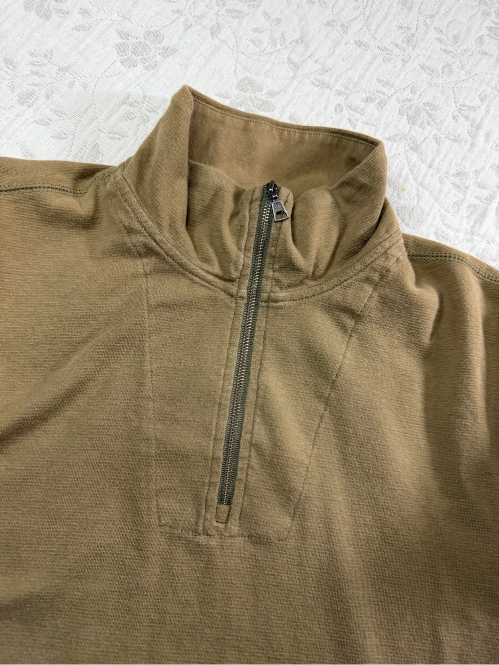 Men's GAP Athletic Fit Quarter-Zip Pullover - Size Large | Khaki/Tan